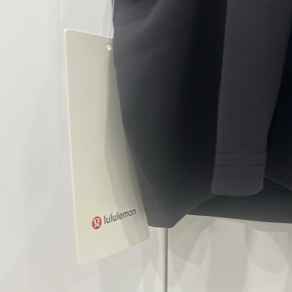 Lululemon Wunder Train High-Neck Cross-Back, Black, size 2 NWT. - Picture 6 of 7